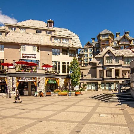 Whistler Village Centre By Latour Hotels And Resorts Eksteriør billede